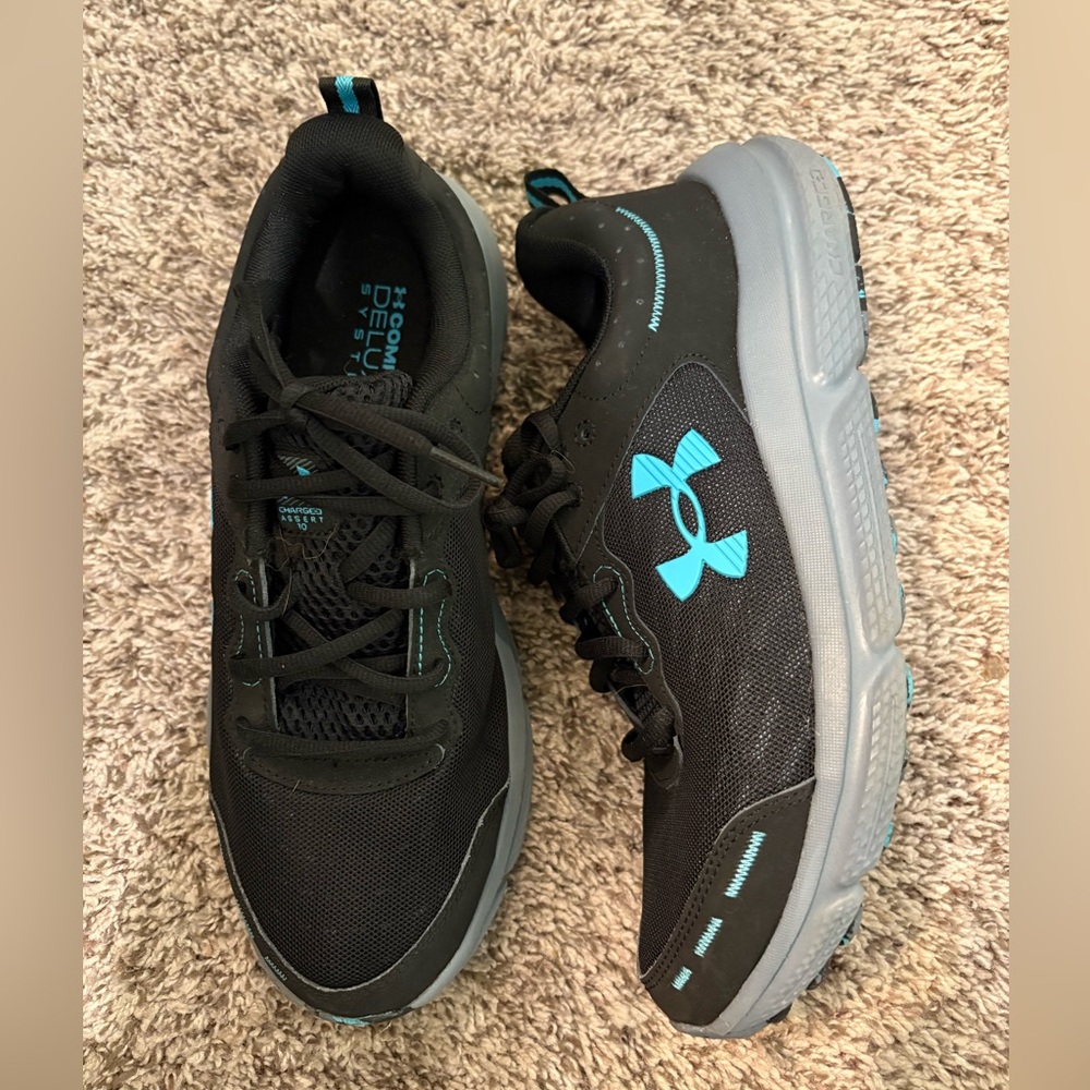 Under Armour Black Sneakers with Teal Accents